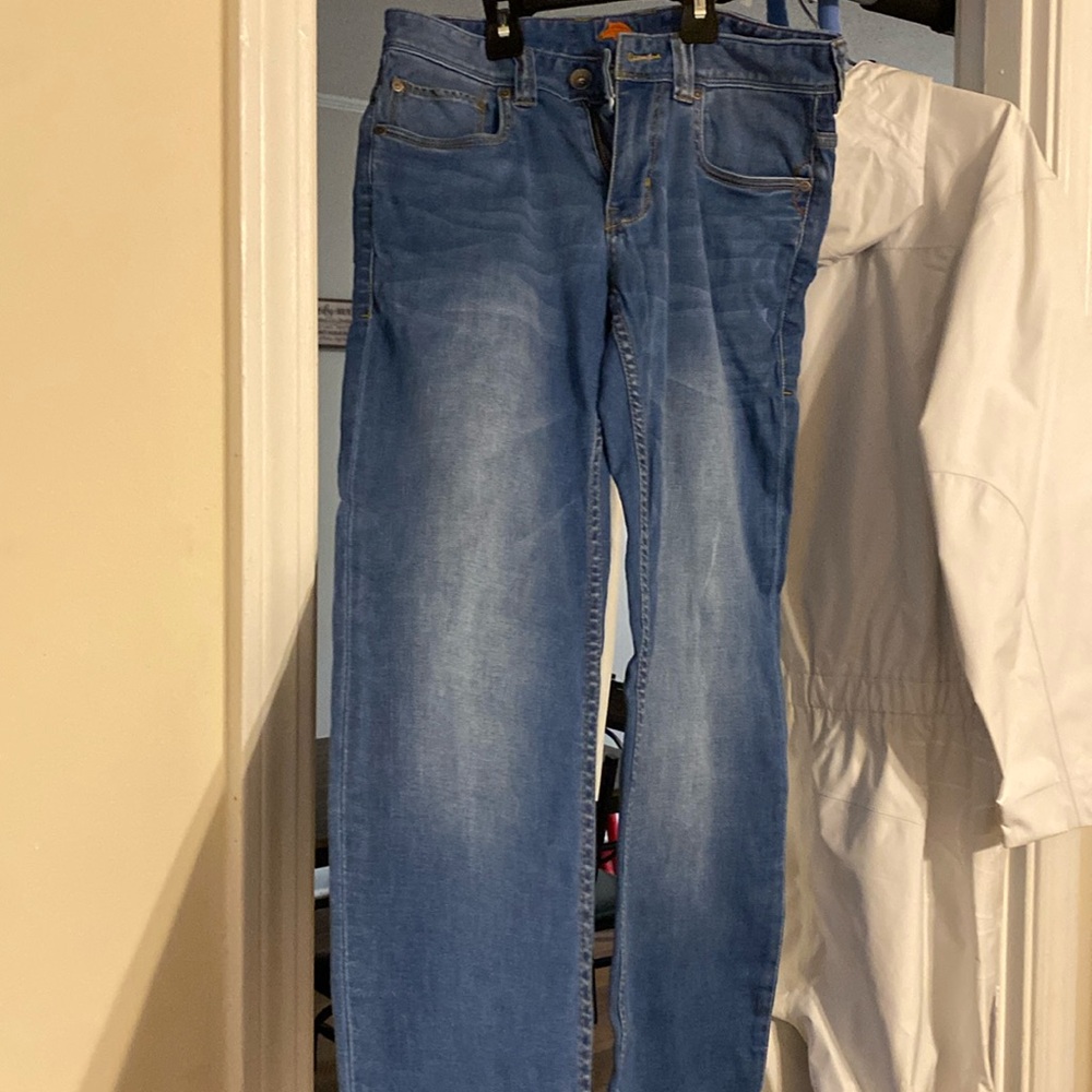 Tommy Bahama jeans. Size 28/32. Brand new!